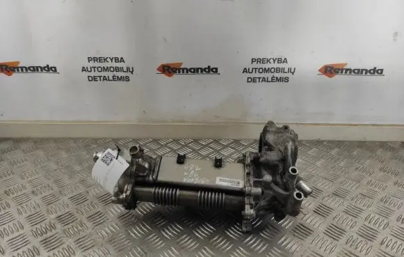 Opel Insignia B EGR valve cooler V29007672 V29085617