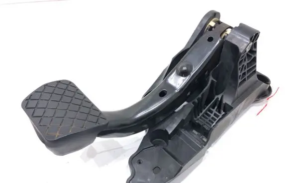 Volkswagen Polo VI Pedal assembly 2Q1723058D