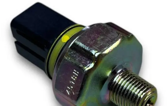 Nissan Patrol Y61 Oil pressure sensor 252402X901