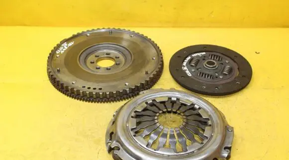 Renault Clio III Pressure plate 