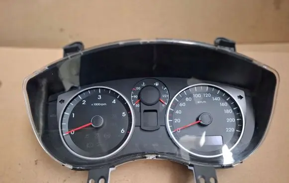 Hyundai i20 (PB PBT) Speedometer (instrument cluster) 135TYS