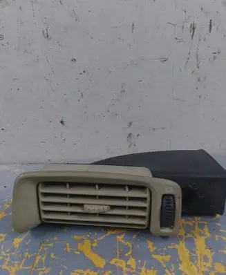 Volvo S60 Dashboard side air vent grill/cover trim 9158449
