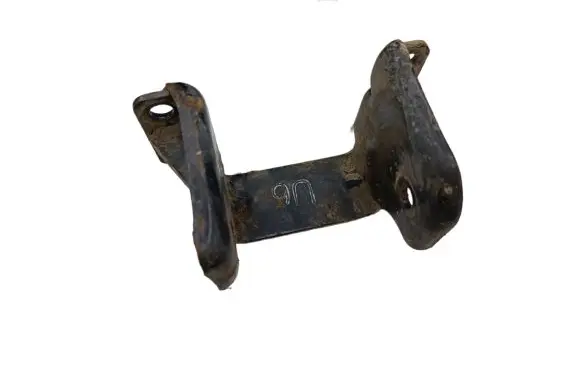 Hyundai Sonata Engine mounting bracket