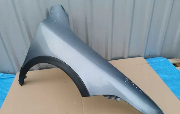 Skoda Superb B6 (3T) Fender