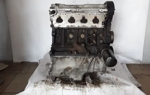 Ford Mondeo MK II Engine
