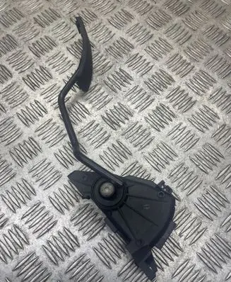 Mitsubishi Space Star Accelerator throttle pedal 30865642 6PV00830100 M865642