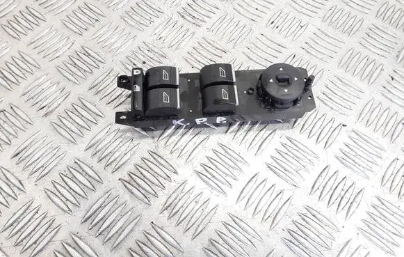 Ford Focus Electric window control switch F1ET14A132JC