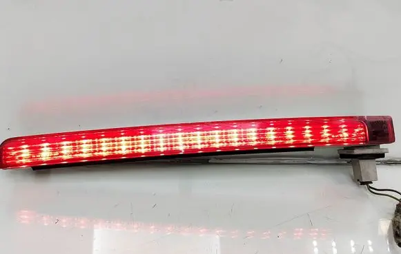 Mercedes-Benz E W211 Third/center stoplight A2118200256 2DA008625