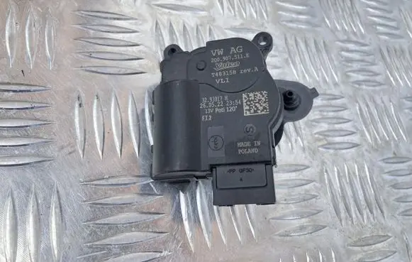 Volkswagen ID.3 A/C air flow flap actuator/motor 2Q0907511F