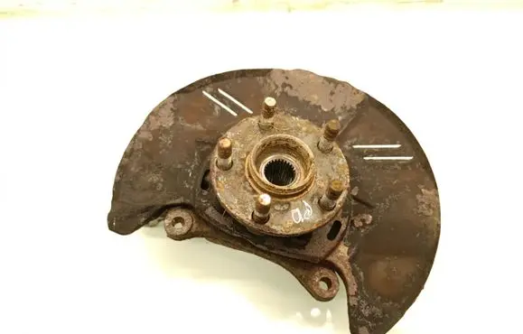 Subaru Outback Front wheel hub