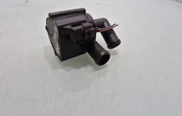 Volkswagen PASSAT B6 Electric auxiliary coolant/water pump 5N0965561