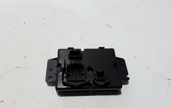 Chrysler Pacifica Other control units/modules 68226020AJ