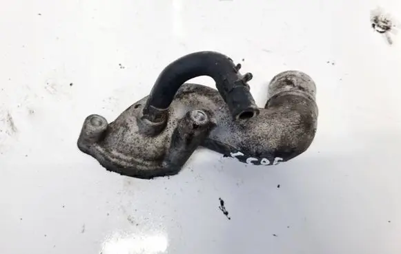 Toyota RAV 4 (XA20) Engine coolant pipe/hose