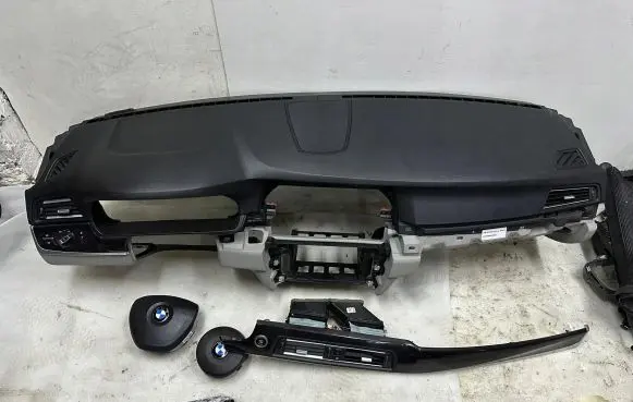 BMW 5 F10 F11 Dashboard