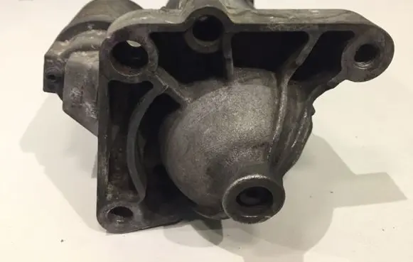 Renault Laguna II Starter motor 8200237594 D8R1