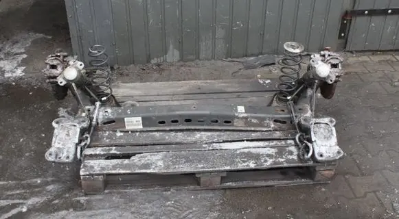 Volkswagen Golf Sportsvan Rear axle beam 5Q0501049BB