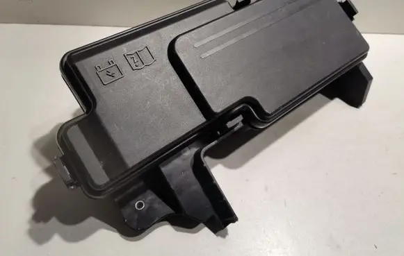 Land Rover Defender Fuse box set L8B214A067