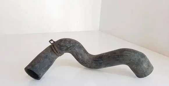 Air intake hose/pipe