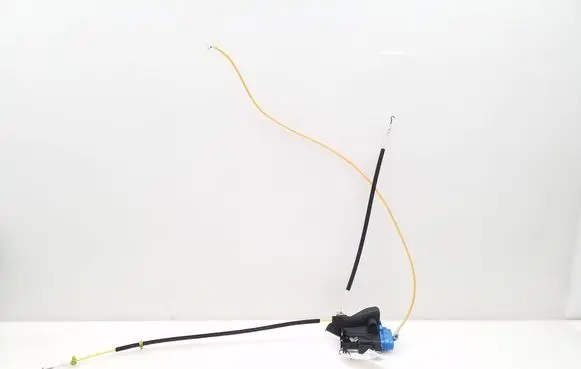Audi A4 S4 B5 8D Tailgate/trunk/boot lock/catch/latch 8D0839015A