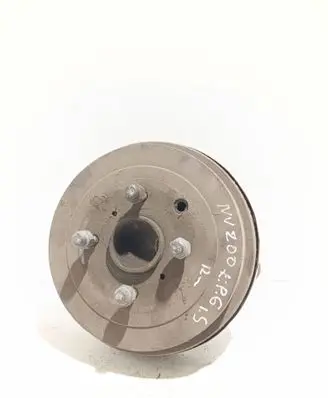 Nissan NV200 Rear wheel hub
