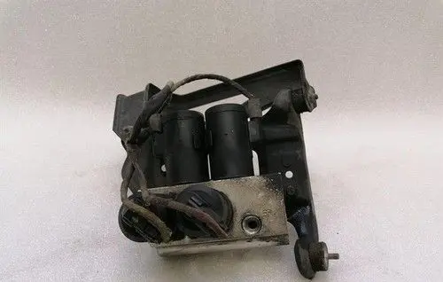 Mercedes-Benz S W220 Hydraulic servotronic pressure valve A2203200358