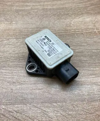 Audi A6 S6 C6 4F ESP acceleration yaw rate sensor 8E0907637B 0265005618