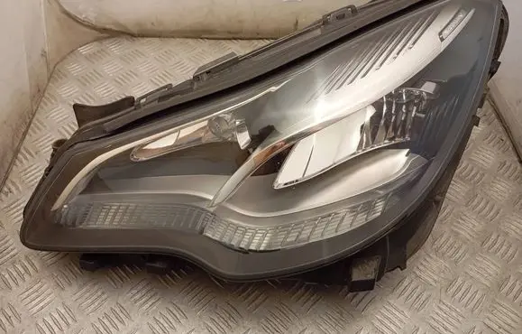 Headlight/headlamp
