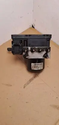 Volvo V70 ABS Pump 8619968 5WK84000 10092504023