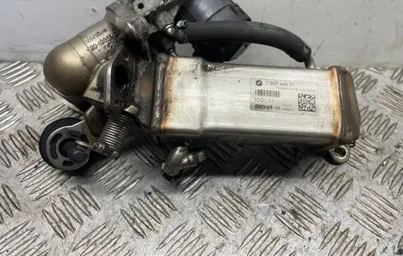 BMW 3 E92 E93 EGR valve cooler 7805446 7810871
