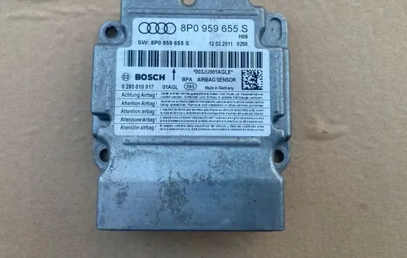 Audi A3 S3 8P Voltmeter 8P0959655S
