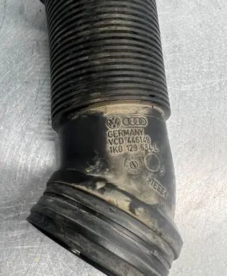 Audi A3 S3 8P Air intake hose/pipe 1K0129684L