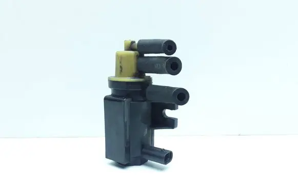 Mercedes-Benz E W212 Turbo solenoid valve A0091533128