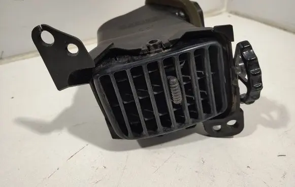 Toyota Hilux (N140, N150, N160, N170) Dash center air vent grill 55650