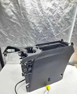 Peugeot 3008 I Armrest D0323116 20200432352
