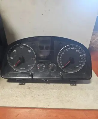 Volkswagen Golf V Speedometer (instrument cluster) V3350110 018363 217015