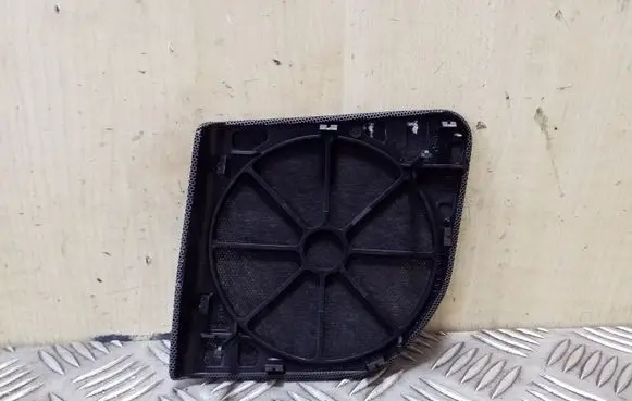 Side speaker trim/cover