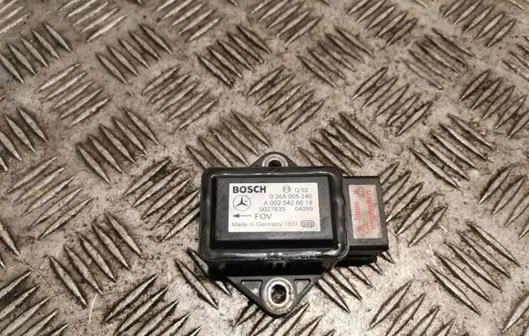 Mercedes-Benz E W211 Yaw turn rate sensor 0025426618