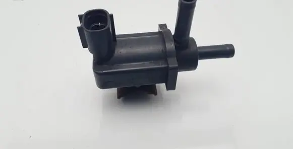Toyota Prius (XW20) Turbo solenoid valve 9091012259 1362002771
