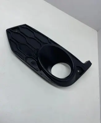 Iveco Daily 6th gen Front fog light trim/grill 5801529859 5801562216