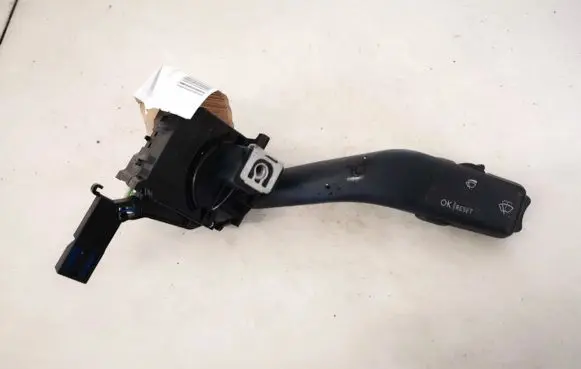 Volkswagen Jetta V Wiper control stalk 1k0953519c