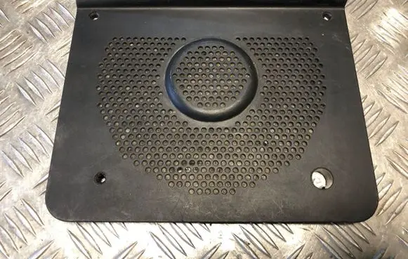 BMW 5 E60 E61 Subwoofer grill/trim 6919360