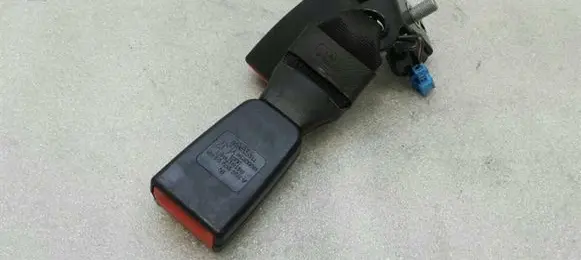 Mercedes-Benz GLC X253 C253 Rear seatbelt buckle A2058600469