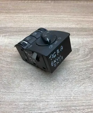 Opel Tigra B Light switch 9116609