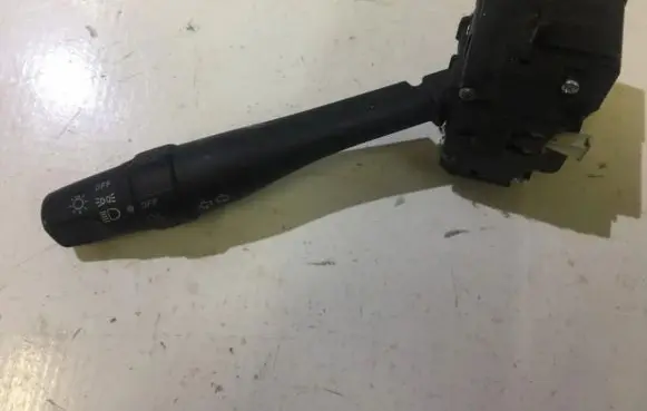 Nissan Primera Indicator stalk