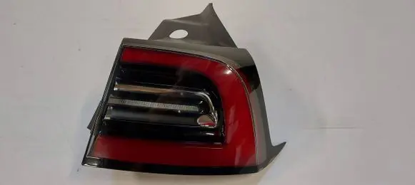 Tesla Model 3 Rear/tail lights 24529202 01534102