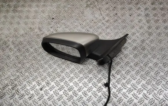 Volvo C30 Front door electric wing mirror 