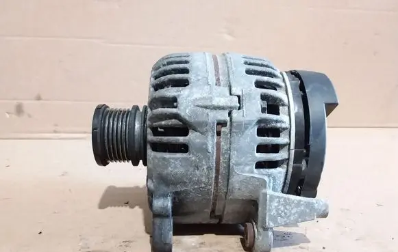 Audi A4 S4 B8 8K Generator/alternator 03G903016E