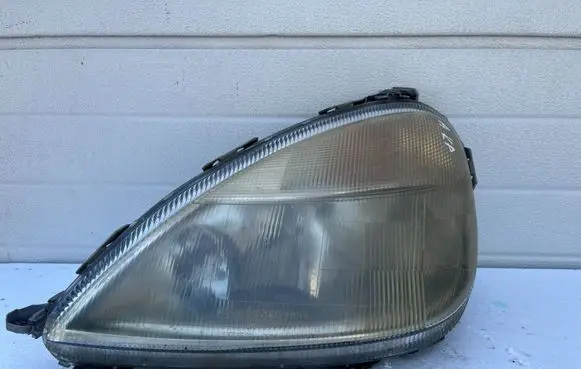 Mercedes-Benz A W168 Headlight/headlamp a1688200161