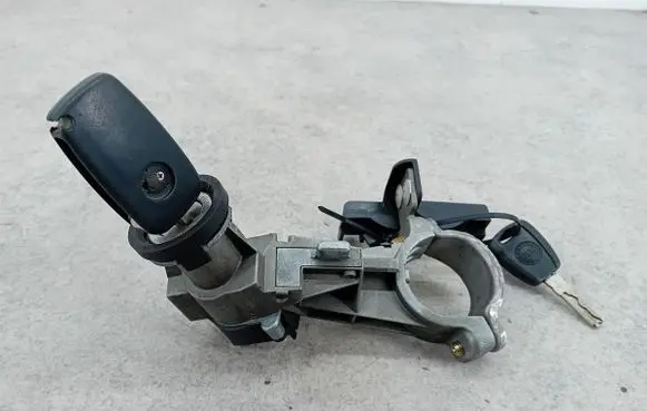 Fiat Grande Punto Ignition lock 0109840051793074