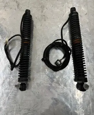 BMW 7 F01 F02 F03 F04 Tailgate strut M1104